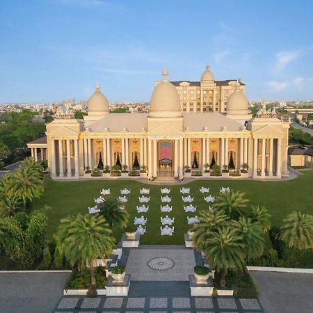 Sheraton Grand Palace Indore Exterior photo